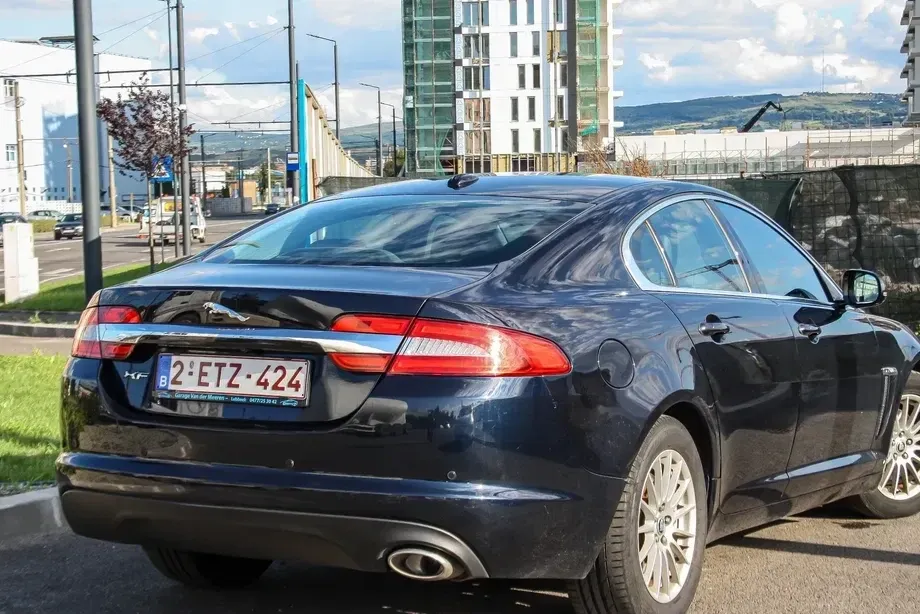 Jaguar XF 2.2 — imagine 3