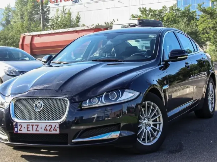 Jaguar XF 2.2