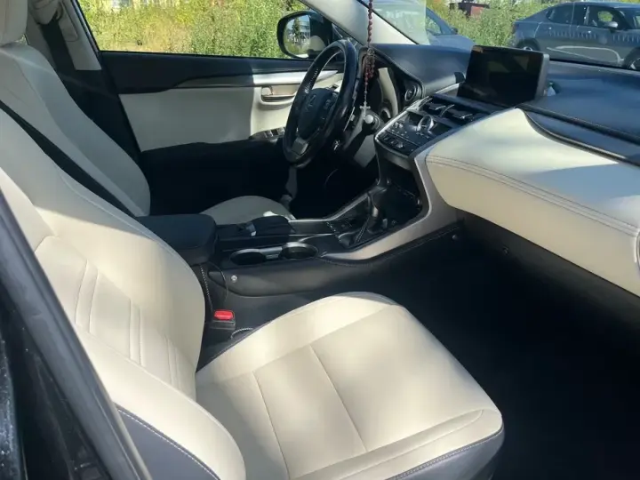 Lexus NX II