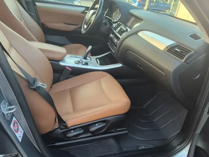 BMW X3 F25