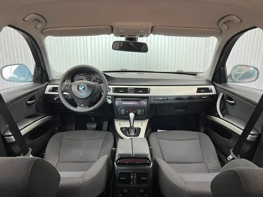 BMW Seria 3 E90/E91/E92/E93 320d xDrive DPF Aut. — imagine 4