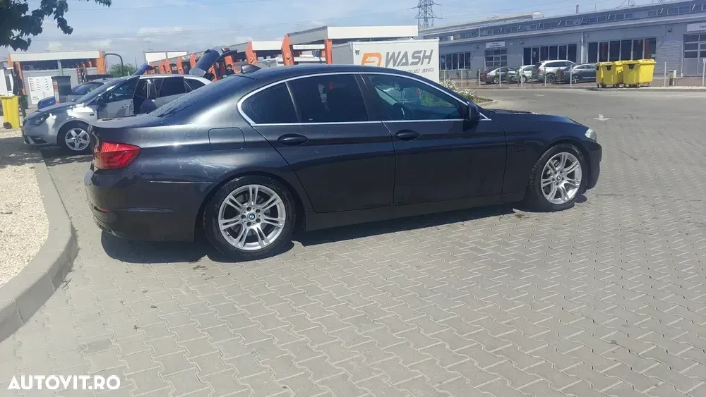 BMW Seria 5 F10/F11/F07 [2010 - 2017] 520d EfficientDynamics Edition — imagine 4