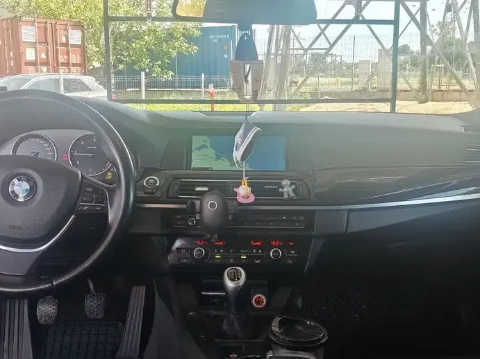 BMW Seria 5 F10/F11/F07 [2010 - 2017] 520d EfficientDynamics Edition
