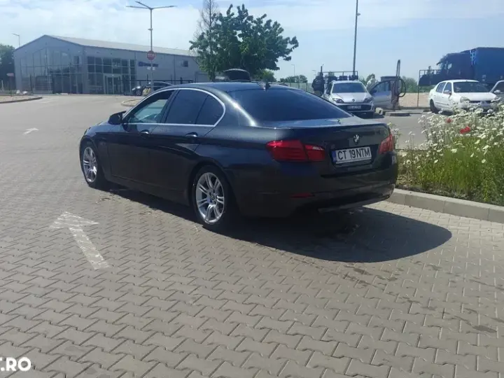 BMW Seria 5 F10/F11/F07 [2010 - 2017] 520d EfficientDynamics Edition
