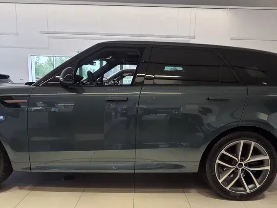 Land Rover Range Rover Sport III 3.0 I6 D300 MHEV Dynamic SE
