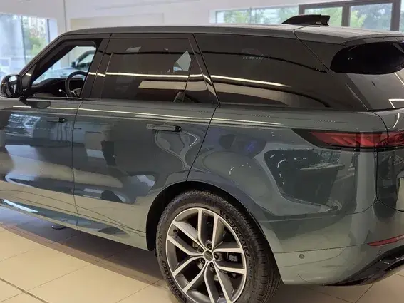 Land Rover Range Rover Sport III 3.0 I6 D300 MHEV Dynamic SE