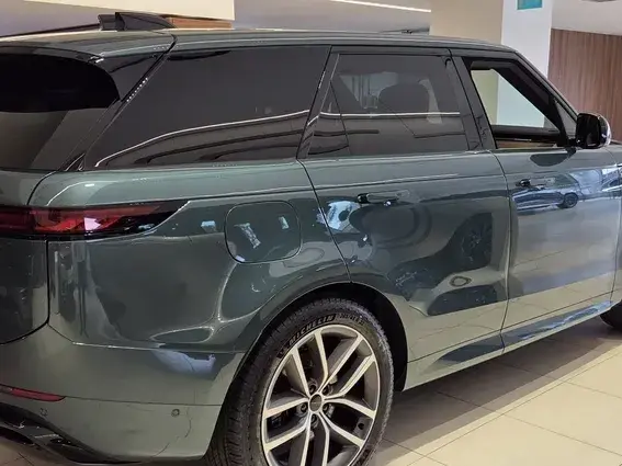 Land Rover Range Rover Sport III 3.0 I6 D300 MHEV Dynamic SE