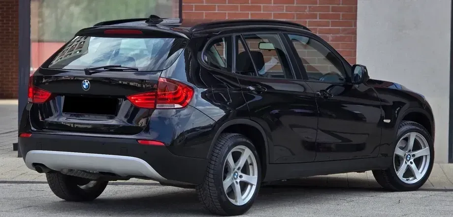 BMW X1 xDrive18d xLine — imagine 4