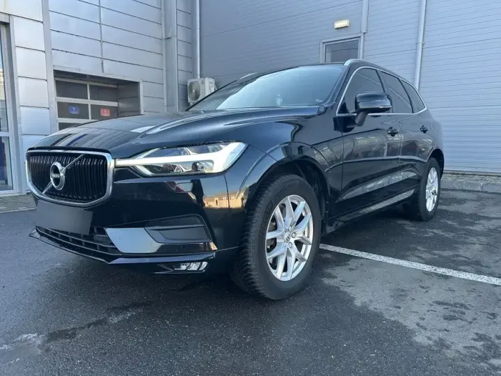 Volvo XC 60 II D4 AWD Momentum
