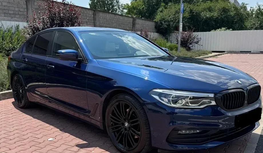 BMW Seria 5 G30/G31 520i AT — imagine 3