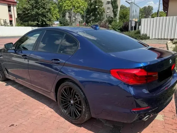 BMW Seria 5 G30/G31 520i AT
