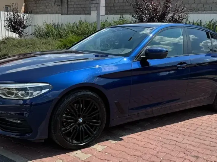 BMW Seria 5 G30/G31 520i AT
