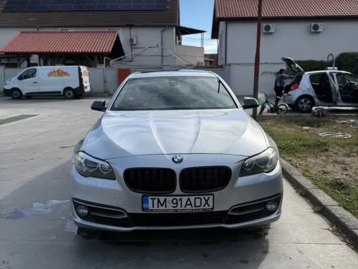 BMW Seria 5 F10/F11/F07 [2010 - 2017] 525d xDrive