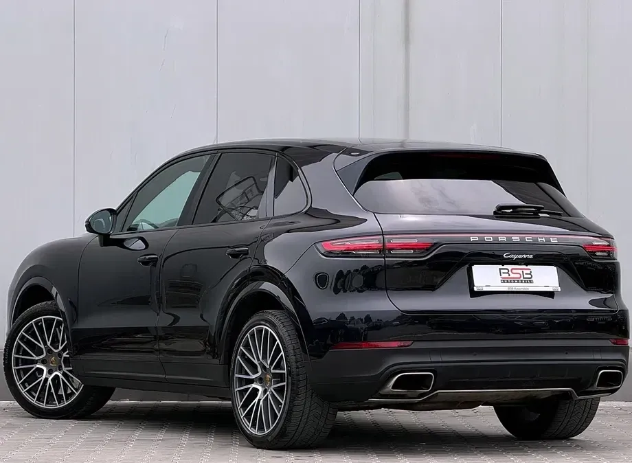 Porsche Cayenne Tiptronic S Platinum Edition — imagine 3