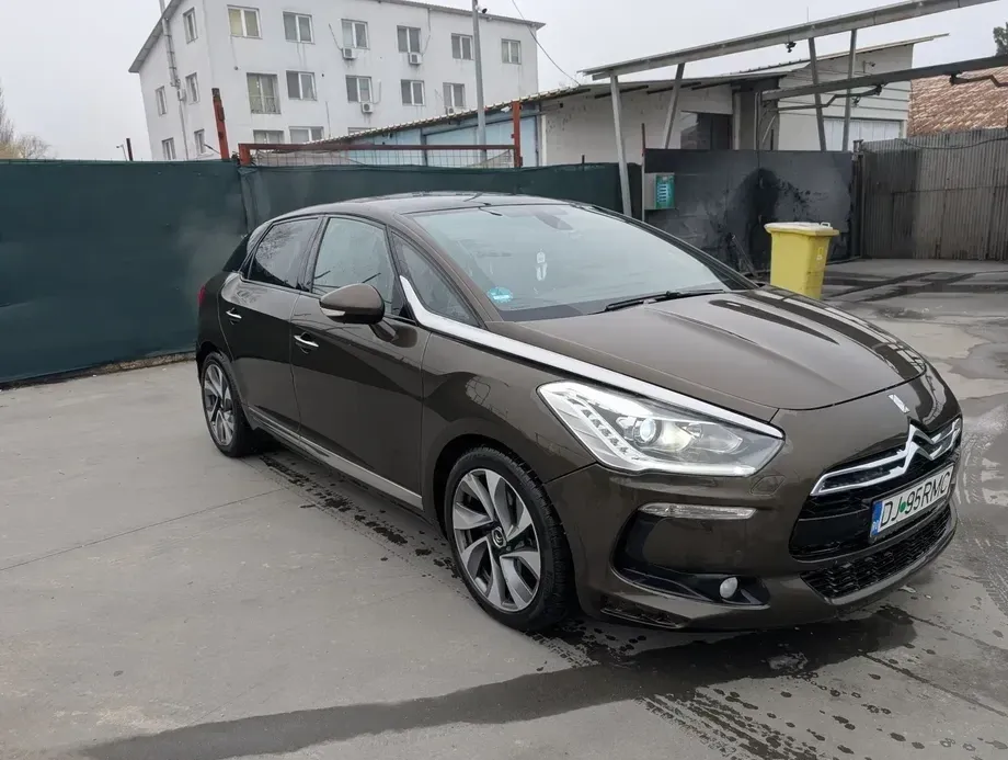 Citroën DS5 HDi 165 Aut. Chic — imagine 3