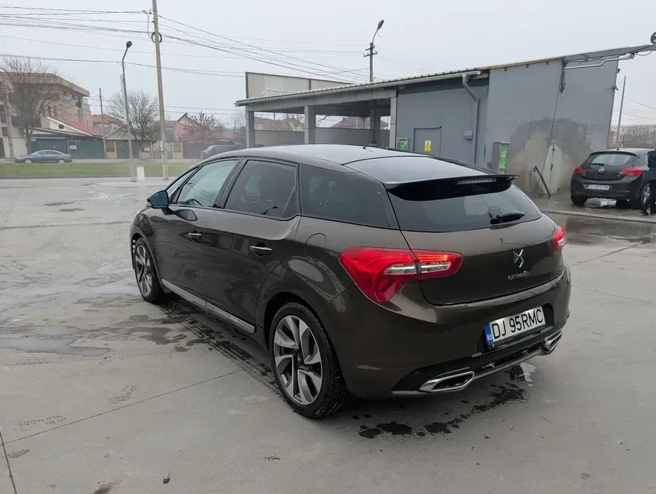 Citroën DS5 HDi 165 Aut. Chic — imagine 5