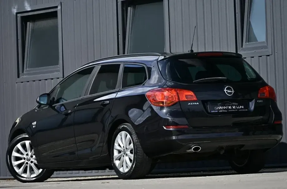 Opel Astra 2.0 CDTI DPF 150 Jahre — imagine 5