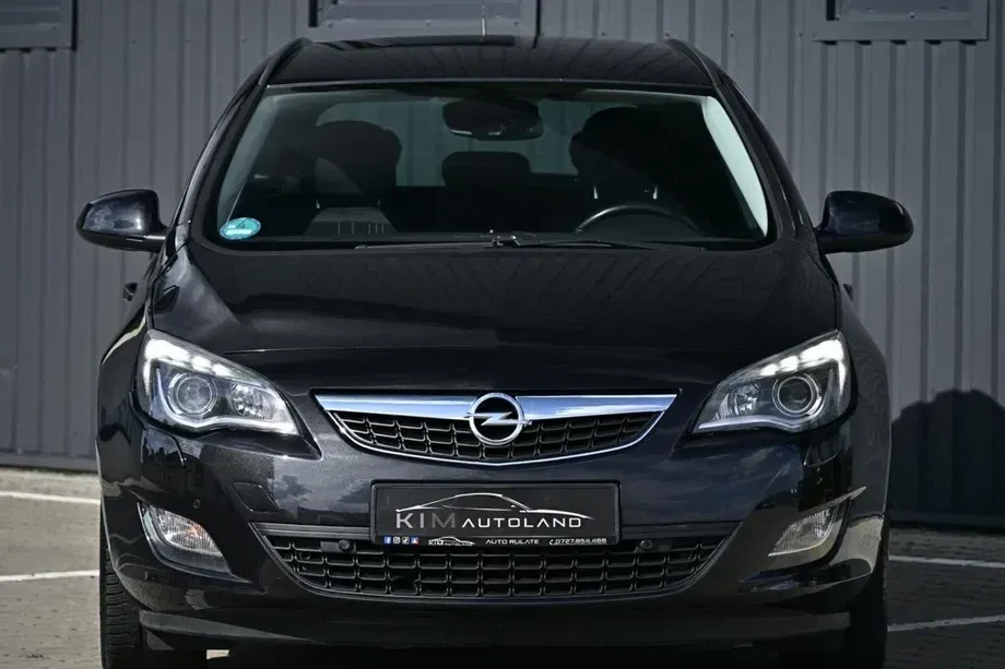 Opel Astra 2.0 CDTI DPF 150 Jahre — imagine 3