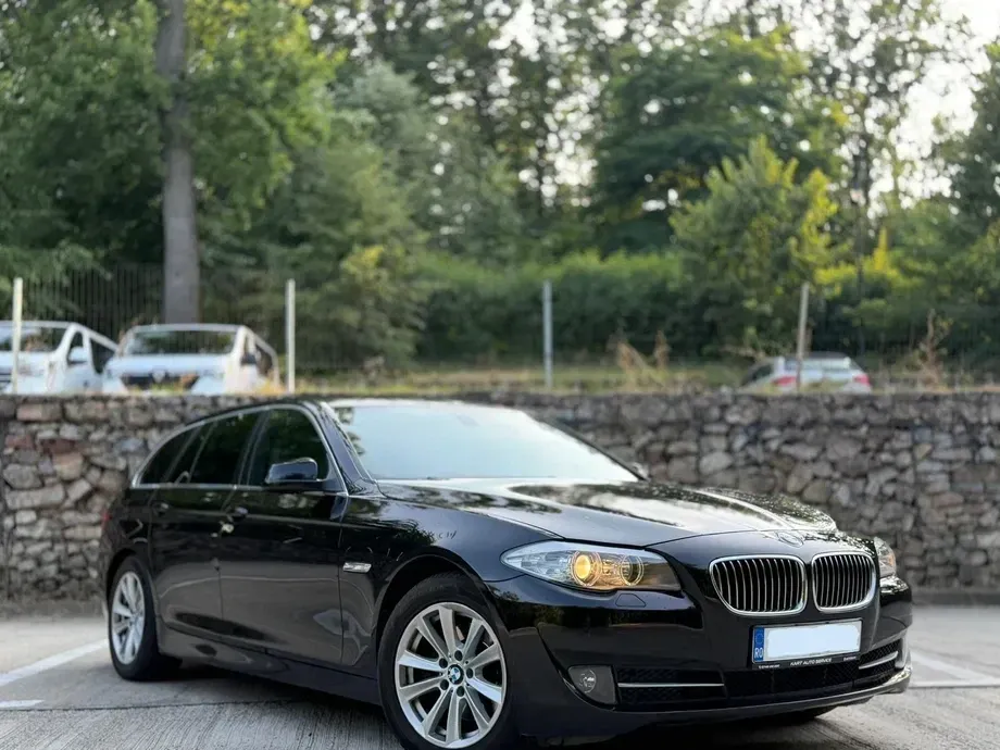 BMW Seria 5 F10/F11/F07 520d Aut. — imagine 2