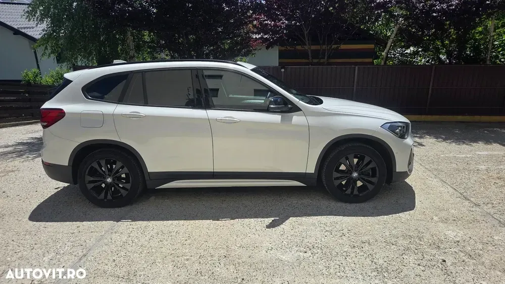 BMW X1 xDrive25e AT PHEV — imagine 3