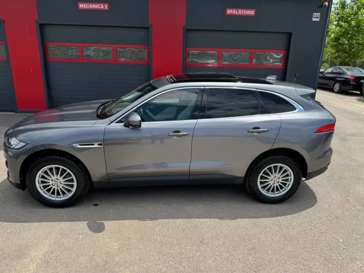 Jaguar F-Pace 20d AWD Prestige