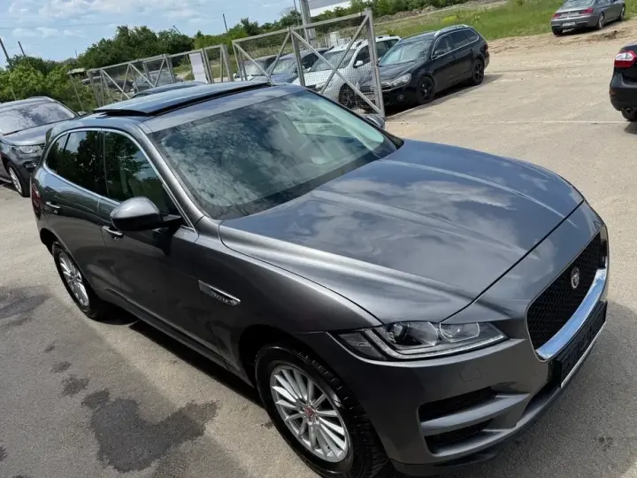 Jaguar F-Pace 20d AWD Prestige