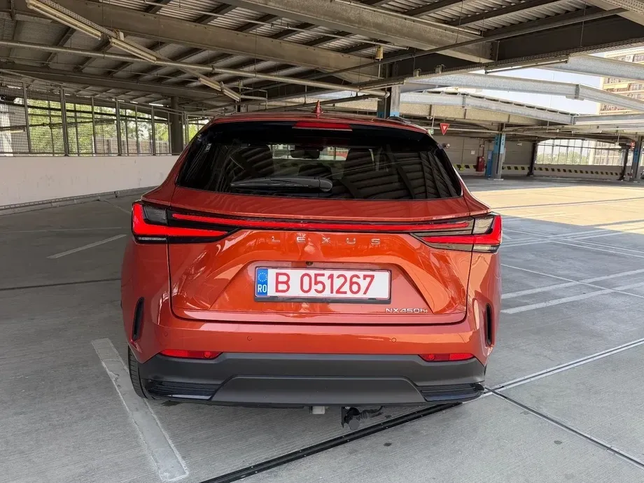 Lexus NX II 450h+ E-FOUR Executive Line — imagine 6