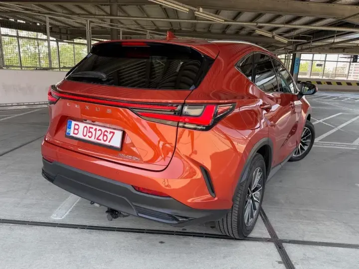 Lexus NX II 450h+ E-FOUR Executive Line