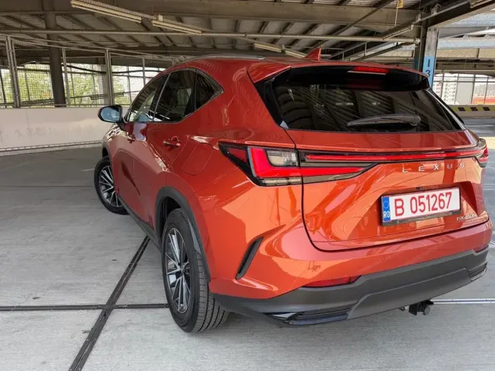 Lexus NX II 450h+ E-FOUR Executive Line