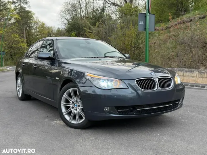 BMW Seria 5 E60/E61 [2003 - 2010] 530xd Aut.