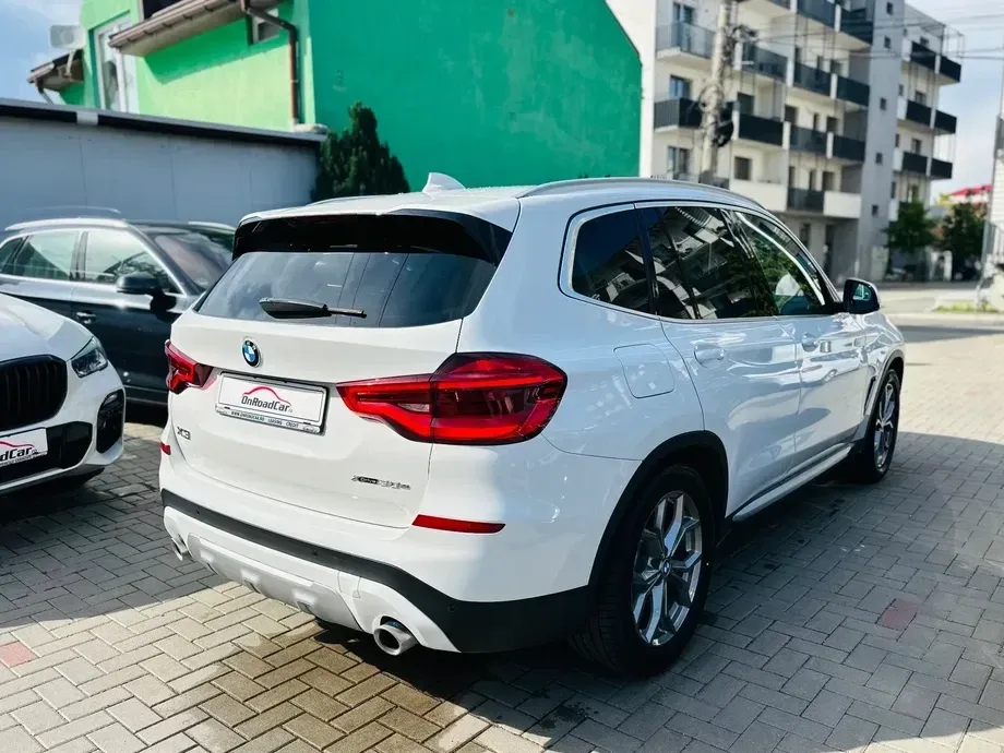 BMW X3 xDrive30e AT PHEV — imagine 3