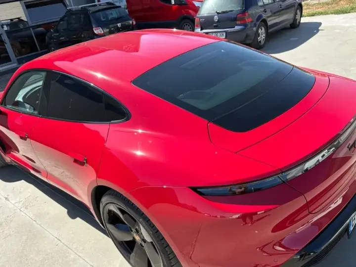 Porsche Taycan 4S