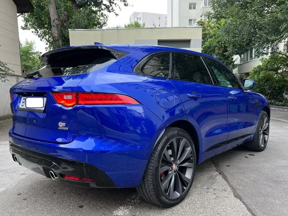 Jaguar F-Pace 30d AWD R-Sport — imagine 3