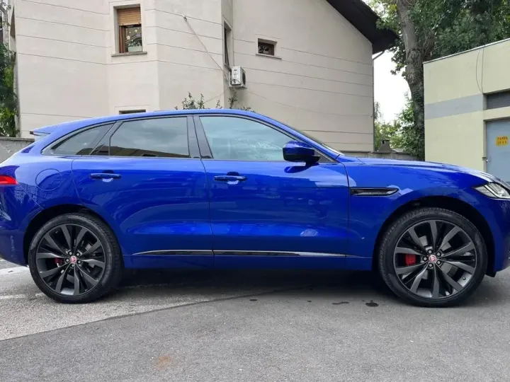 Jaguar F-Pace 30d AWD R-Sport