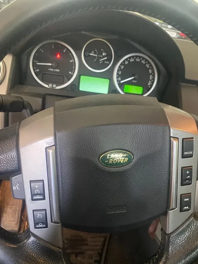 Land Rover Discovery 2.7 TD HSE Aut. — imagine 4