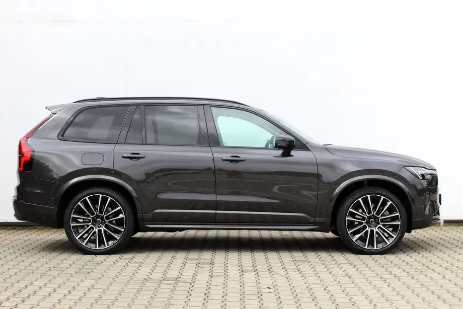 Volvo XC 90 II T8 AWD Ultra Dark — imagine 4