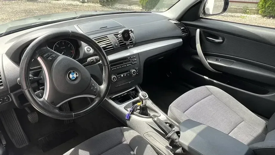BMW Seria 1 E81/E82/E87/E88 118d — imagine 4
