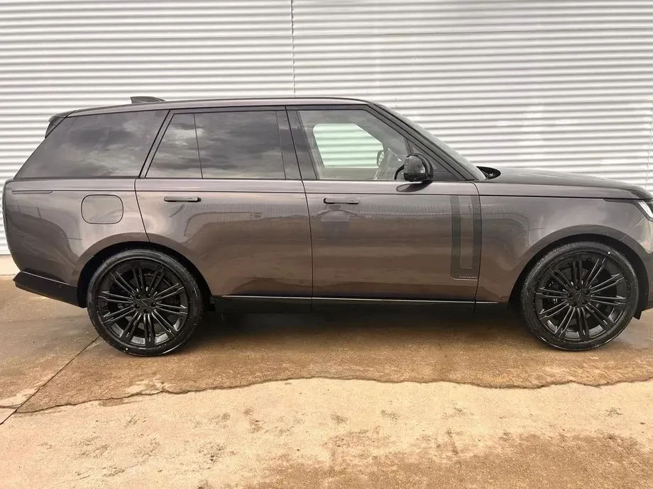 Land Rover Range Rover 3.0 I6 D350 MHEV Autobiography — imagine 6