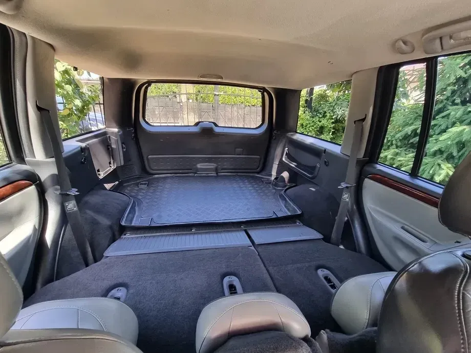 Jeep Grand Cherokee — imagine 5