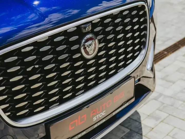 Jaguar F-Pace D200 AWD SE