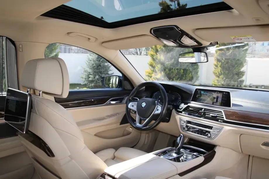 BMW Seria 7 745Le xDrive AT PHEV — imagine 4