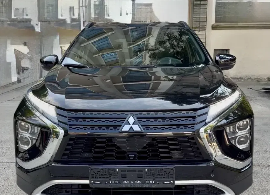 Mitsubishi Eclipse Cross PHEV Intense+ Black — imagine 2