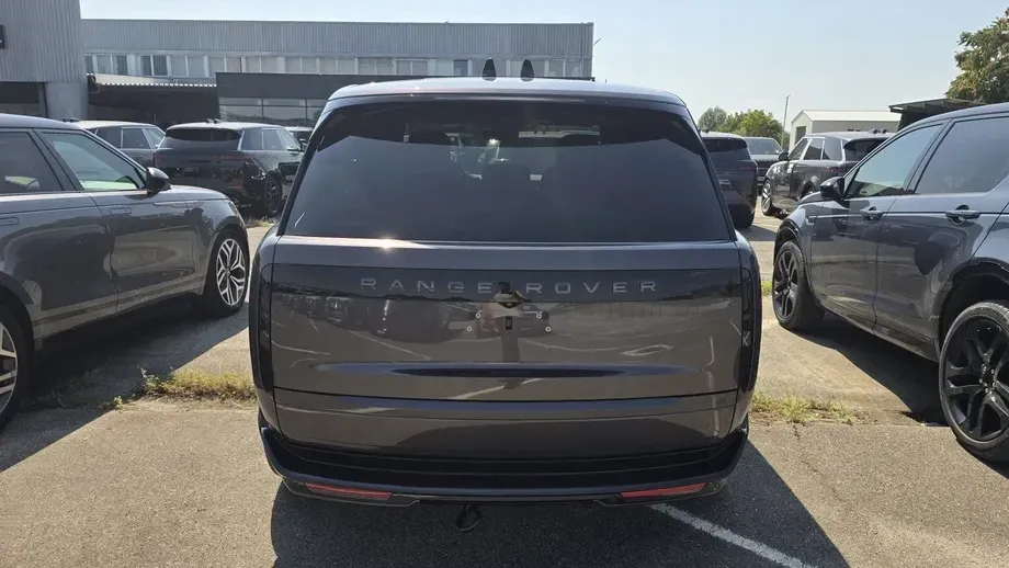 Land Rover Range Rover 3.0 I6 D350 MHEV HSE — imagine 3