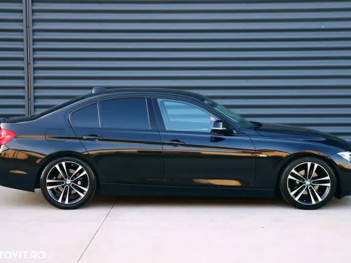 BMW Seria 3 F30/F31/F34 [2011 - 2019] 320i Aut. Luxury Line