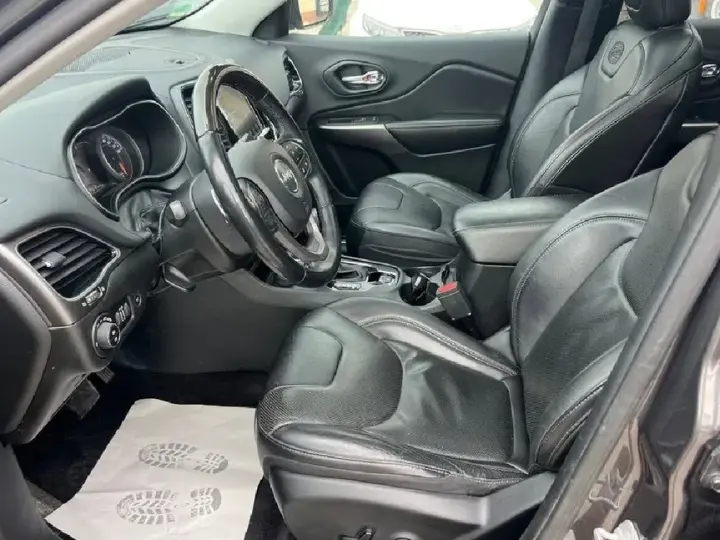 Jeep Cherokee 2.2 MJ II Active Drive I Automatik Overland