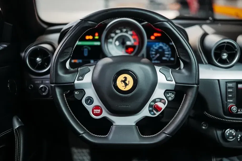 Ferrari FF — imagine 3