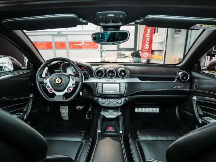 Ferrari FF