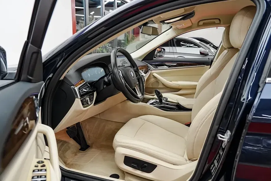 BMW Seria 5 G30/G31 520d Aut. — imagine 4