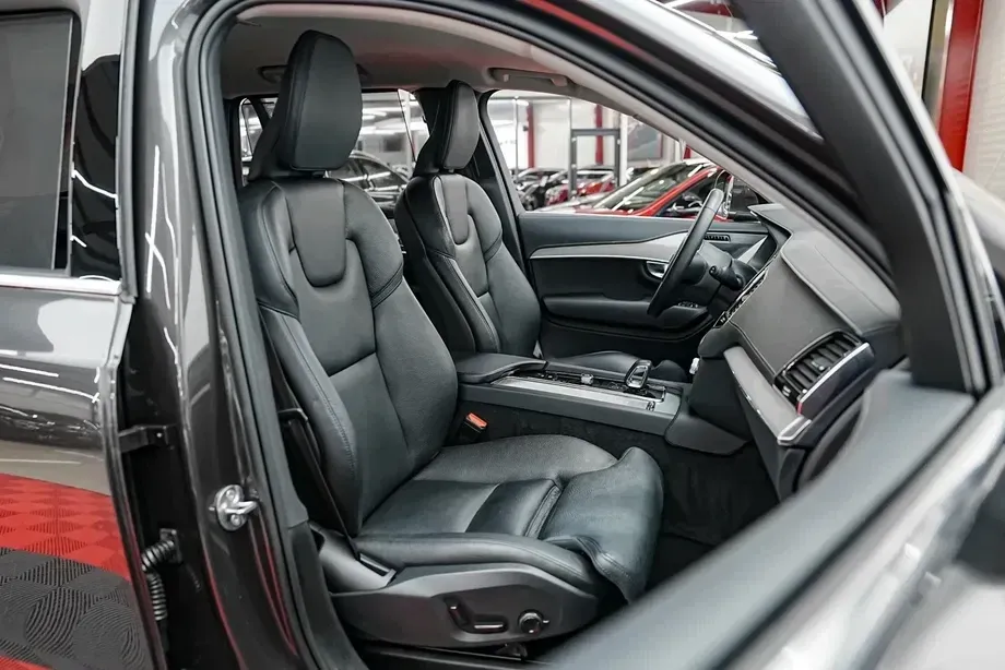 Volvo XC 90 II B5 D AWD Plus Bright — imagine 4