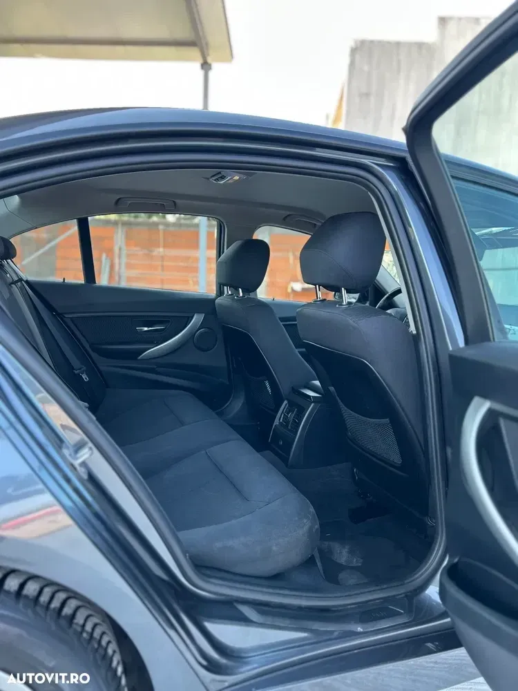 BMW Seria 3 F30/F31/F34 [2011 - 2019] 318d — imagine 5